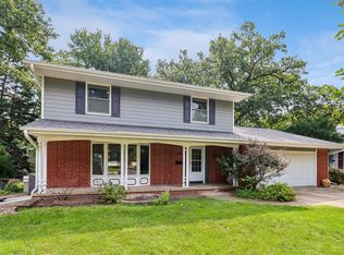2905 37th St, Des Moines, IA 50310
