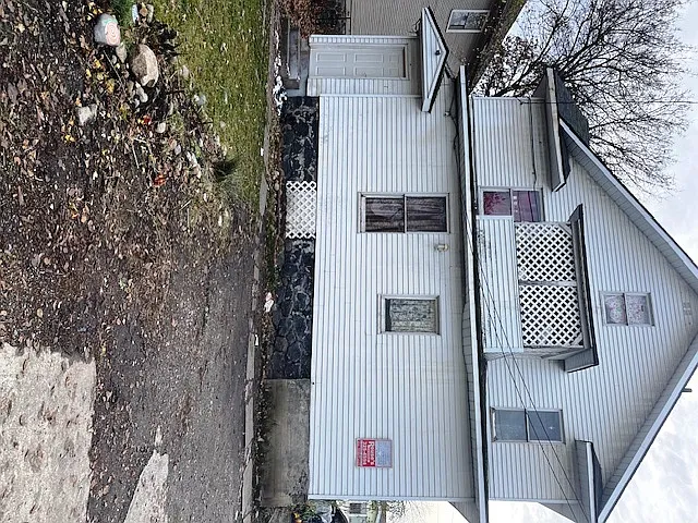 1608 W Mission Ave #C