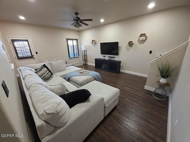 12867 Hidden Grove Dr — Photo 21
