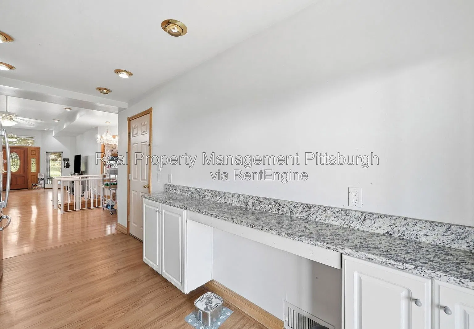 3 bed, 2.0 bath, 1350 sqft, $1,850 — Photo 4