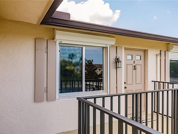 3rd image of 163 Palm Dr APT 8