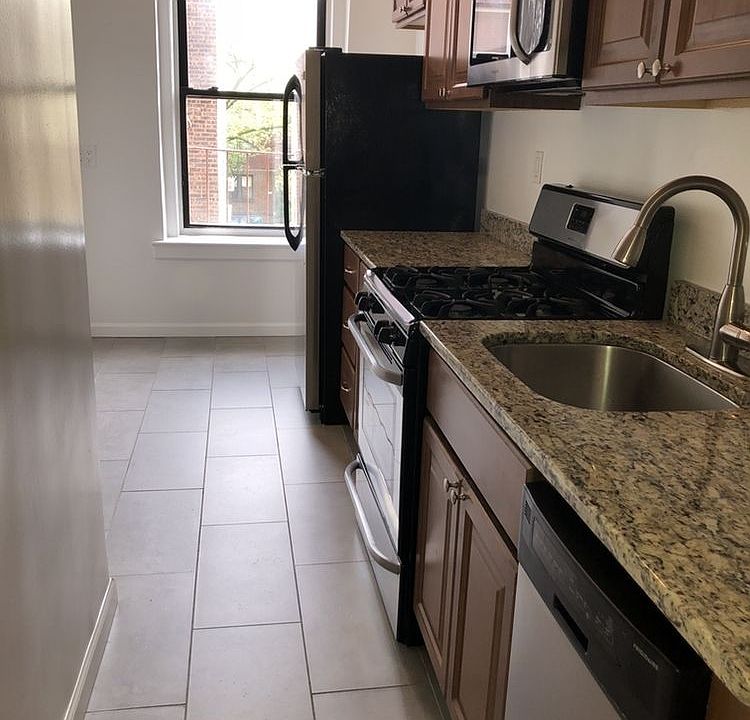 1st image of 4323 40th St #2E