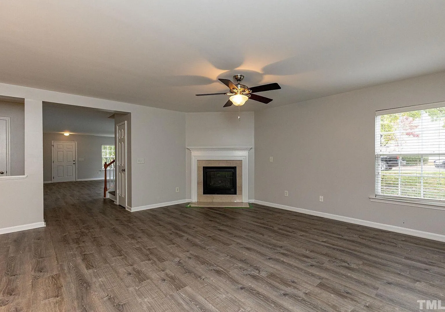 4 bed, 2.5 bath, 3020 sqft, $2,695 — Photo 4