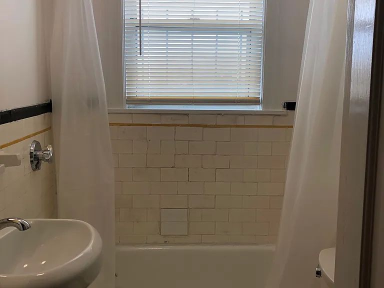 21 Kemper St — Photo 8