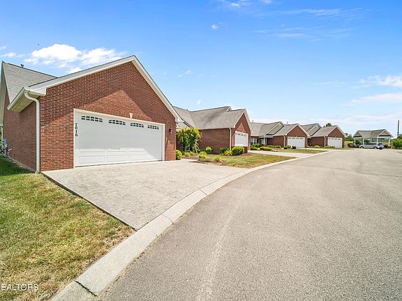 4th image of 7016 Trellis Way