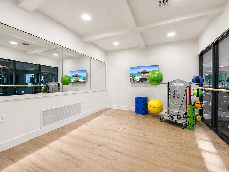 20 Grand — Photo 20