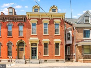 709 Chestnut St APT 1B, Lebanon, PA 17042