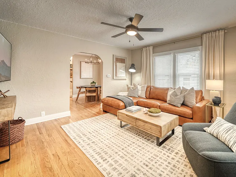 1415 E Boulder St — Photo 2
