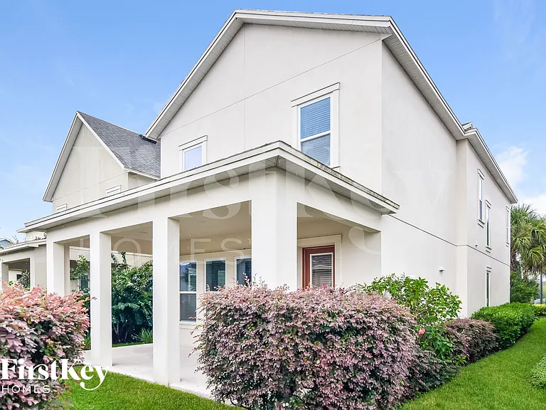 5948 Village Center Dr — Photo 18