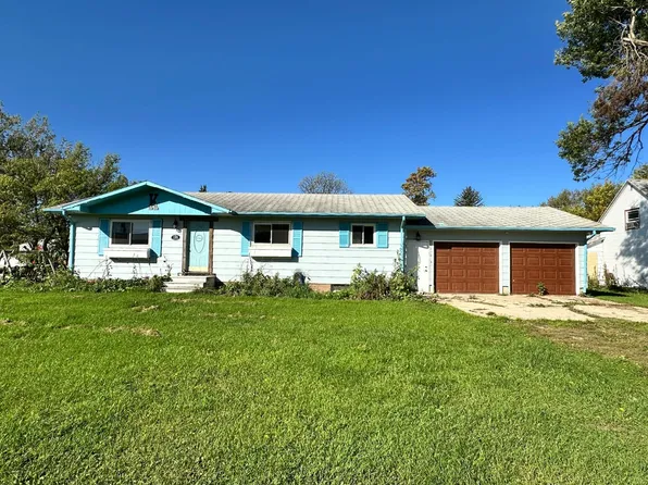 123 Chester Ave W, Bowdon, ND 58418