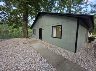 200 River Oaks Dr, Hot Springs National Park, AR 71913