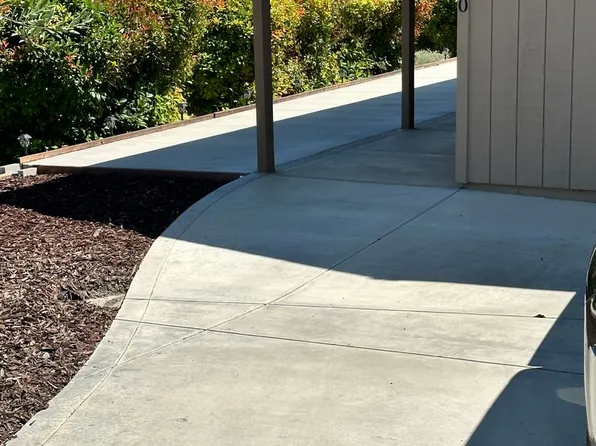 5680 Reindeer Pl, Paso Robles, CA 93446