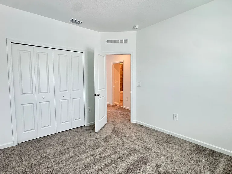 3141 Laurent Loop — Photo 28