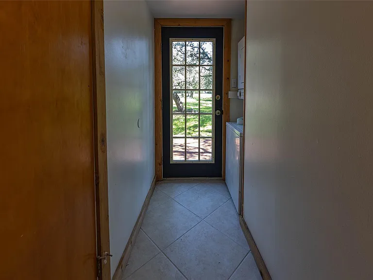 22 Stonehouse Cir — Photo 11