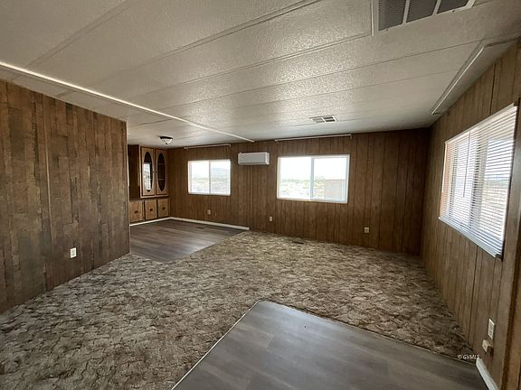 3rd image of 301 Daniels Ave