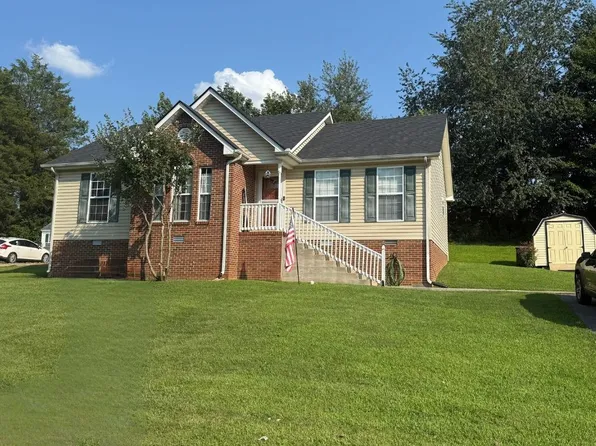 1043 Woodbrier Ln, Greenbrier, TN 37073