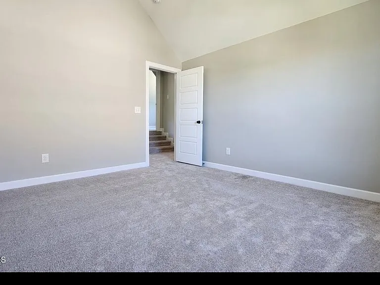 103 Hope Town Ct — Photo 31