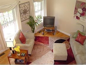 2nd image of 35 Caldwell Ln