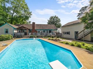 842 Donnington Dr, Chesapeake, VA 23322