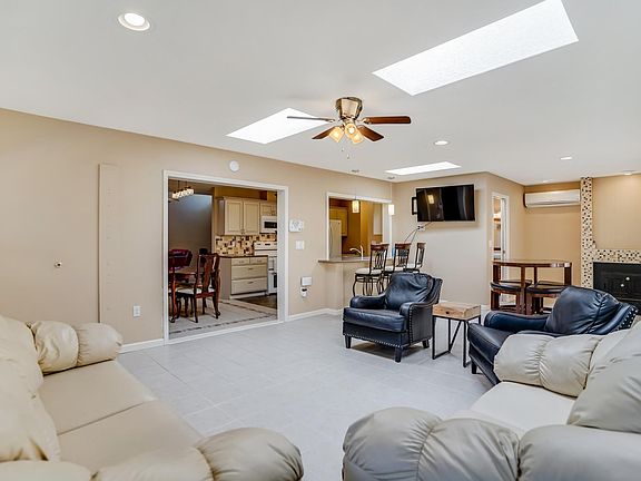5th image of 6000 Knollwood Dr NE