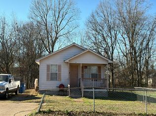 621 S 20th St, West Memphis, AR 72301