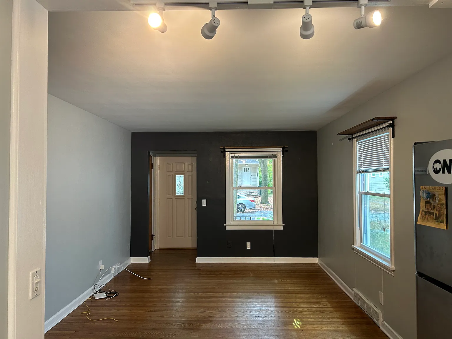 3 bed, 1180 sqft, $1,800 — Photo 3