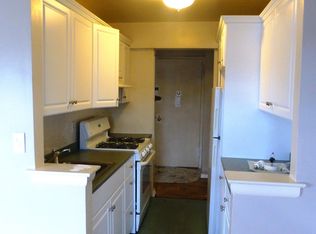 525 Bronxville Rd APT 5K, Bronxville, NY 10708