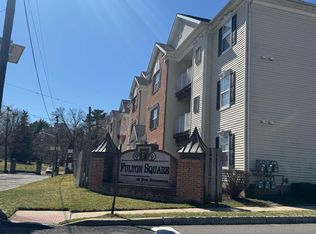 1332 Fernwood Ct, New Brunswick, NJ 08901