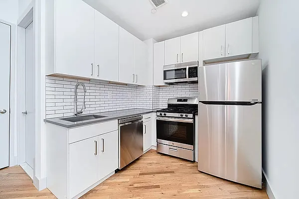 Rented by Living New York | media 20