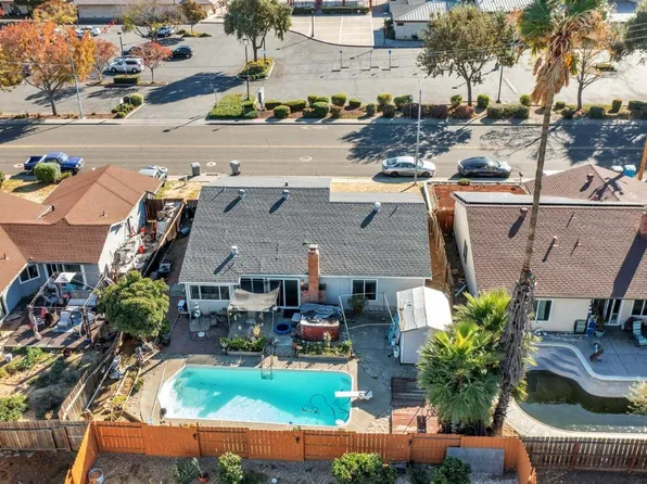 1736 Marshall Rd, Vacaville, CA 95687