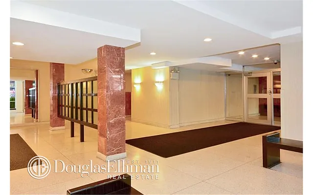 Sold by Douglas Elliman | media 20