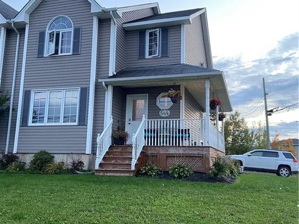 544 Twin Oaks Dr, Moncton, NB E1G 0G3