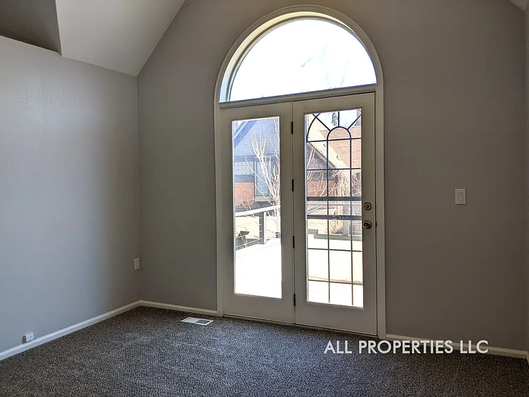 123 E Bayaud Ave — Photo 31