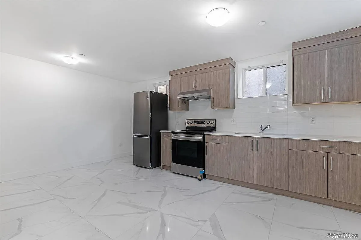 Building Photo - 2836 E 16th Ave #1