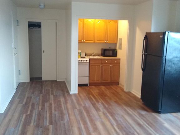 2nd image of 11720 Edgewater Dr APT 1013