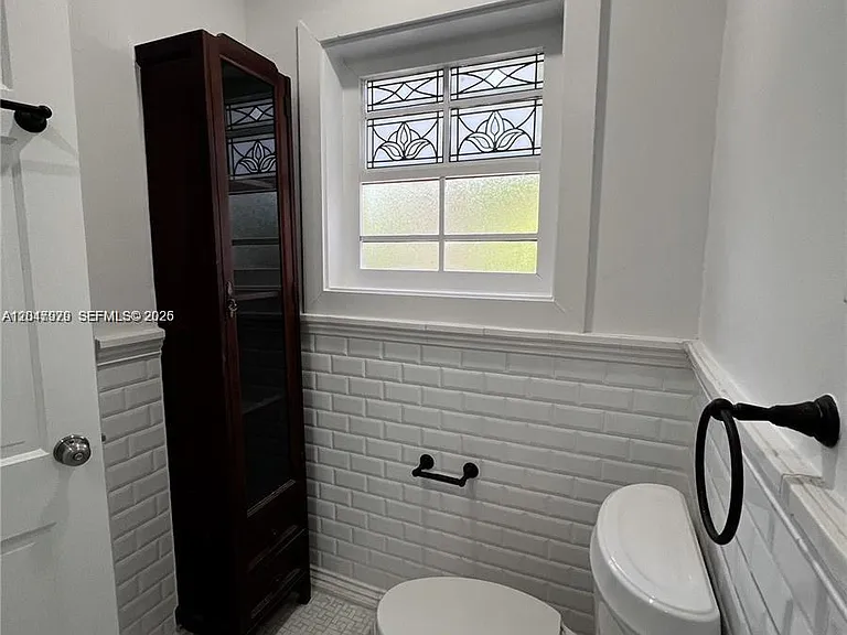 1452 Urbino Ave — Photo 10