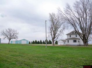 24500 430th Ave, Delavan, MN 56023