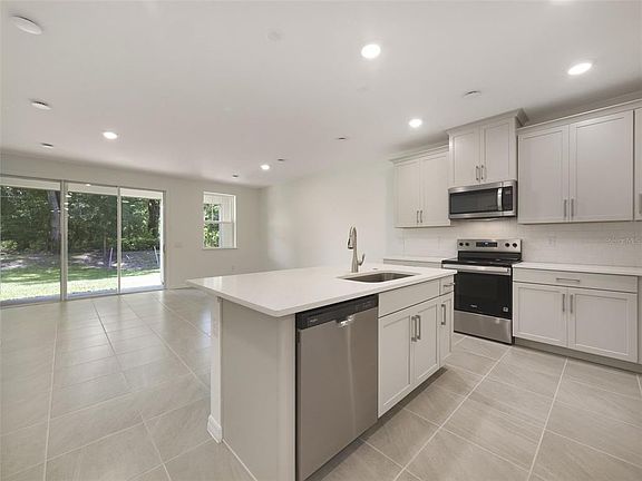 3rd image of 1649 GREENLEAF WOOD COVE