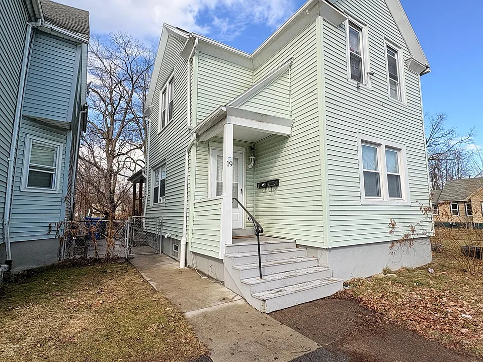 19 Child St #2