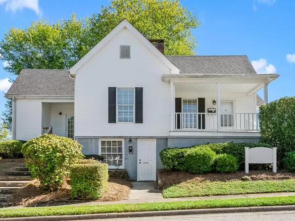 301 Upton St, Winston Salem, NC 27103