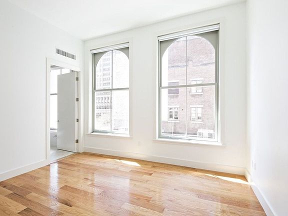 4th image of 1 Thomas St APT 5A