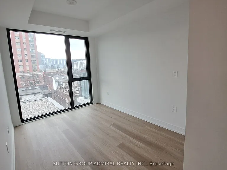 1 Jarvis St #506 — Photo 6