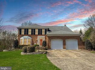 2324 Club Pond Ln, Reston, VA 20191