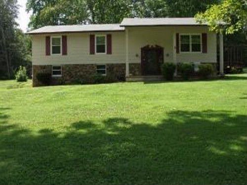 1st image of 1208 E Woodshire Dr
