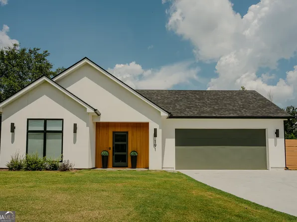 191 Lagrange St, Newnan, GA 30263