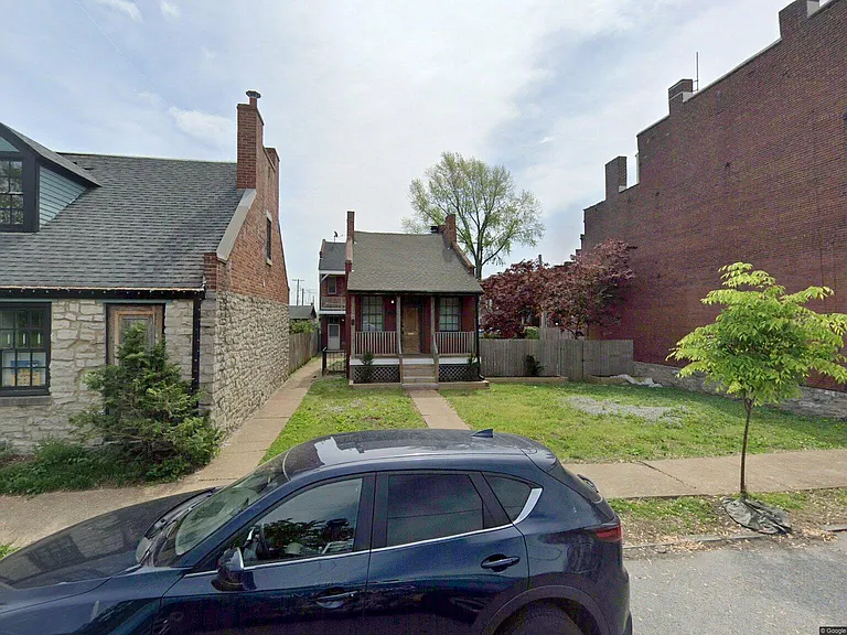 2216-18 S 9th St — Photo 12