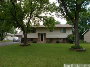 13057 Valley Forge Ln N, Champlin, MN 55316