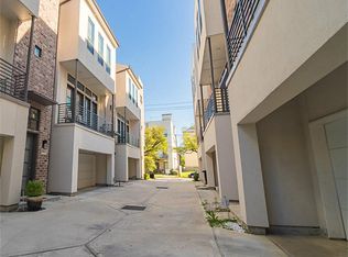 1904 Crockett St #B, Houston, TX 77007