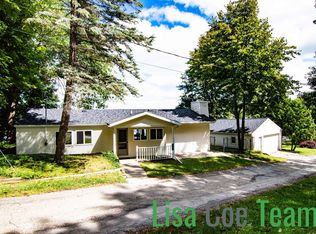 2170 Catalpa Dr, Orleans, MI 48865