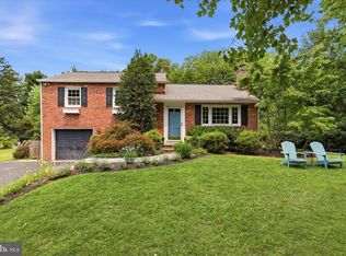 303 Landsende Rd, Devon, PA 19333